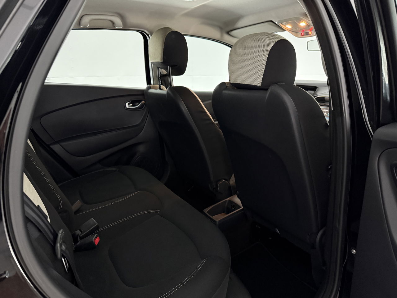 Renault Captur 0.9 TCe Limited | Cruise | LED | Parkeersens. | Clima | 16"LMV