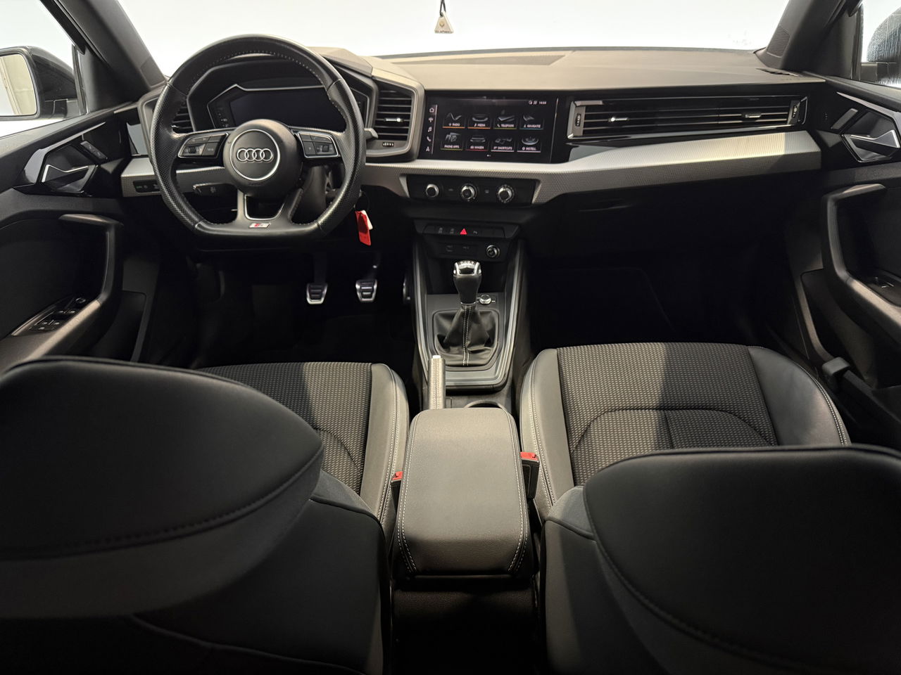 Audi A1 25 TFSI S-line | Virutal | Carplay | Cruise | Parkeersens. | LED | NAP