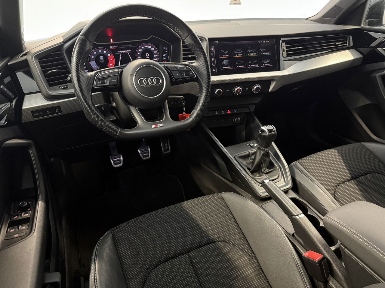 Audi A1 25 TFSI S-line | Virutal | Carplay | Cruise | Parkeersens. | LED | NAP
