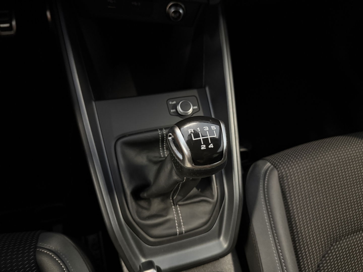 Audi A1 25 TFSI S-line | Virutal | Carplay | Cruise | Parkeersens. | LED | NAP