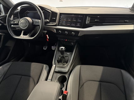 Audi A1 25 TFSI S-line | Virutal | Carplay | Cruise | Parkeersens. | LED | NAP