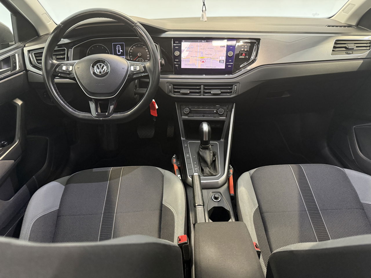 Volkswagen Polo 1.5 TSI R-line | 150PK | Pano | LED | Adaptive Cruise | Carplay | NAP