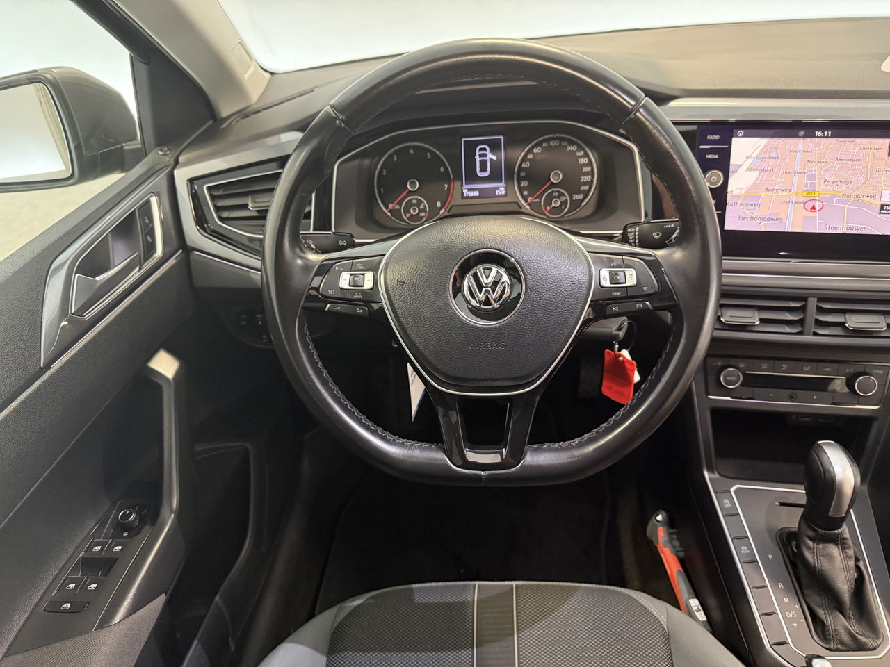 Volkswagen Polo 1.5 TSI R-line | 150PK | Pano | LED | Adaptive Cruise | Carplay | NAP