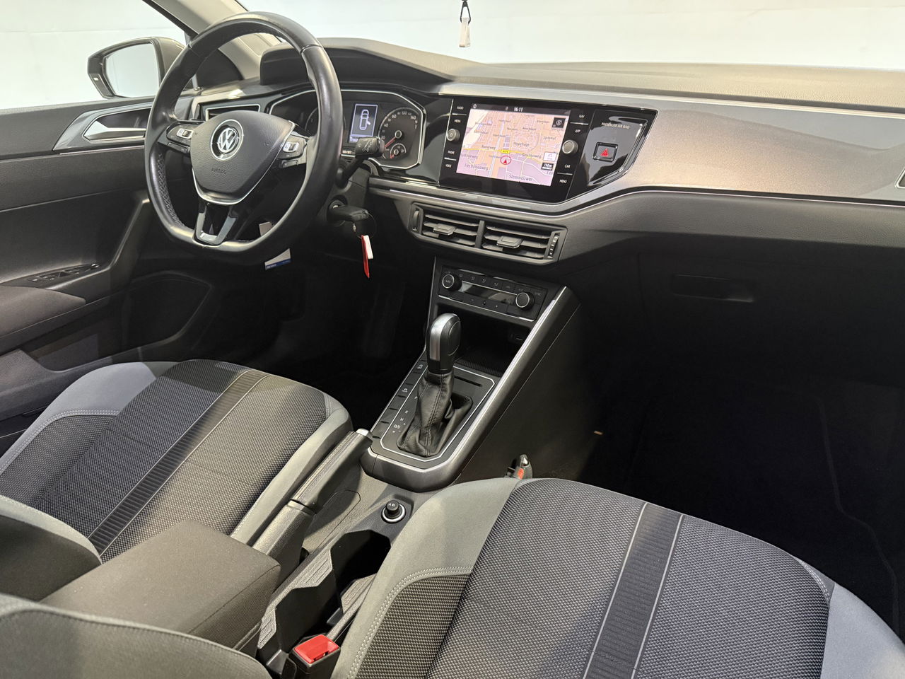 Volkswagen Polo 1.5 TSI R-line | 150PK | Pano | LED | Adaptive Cruise | Carplay | NAP