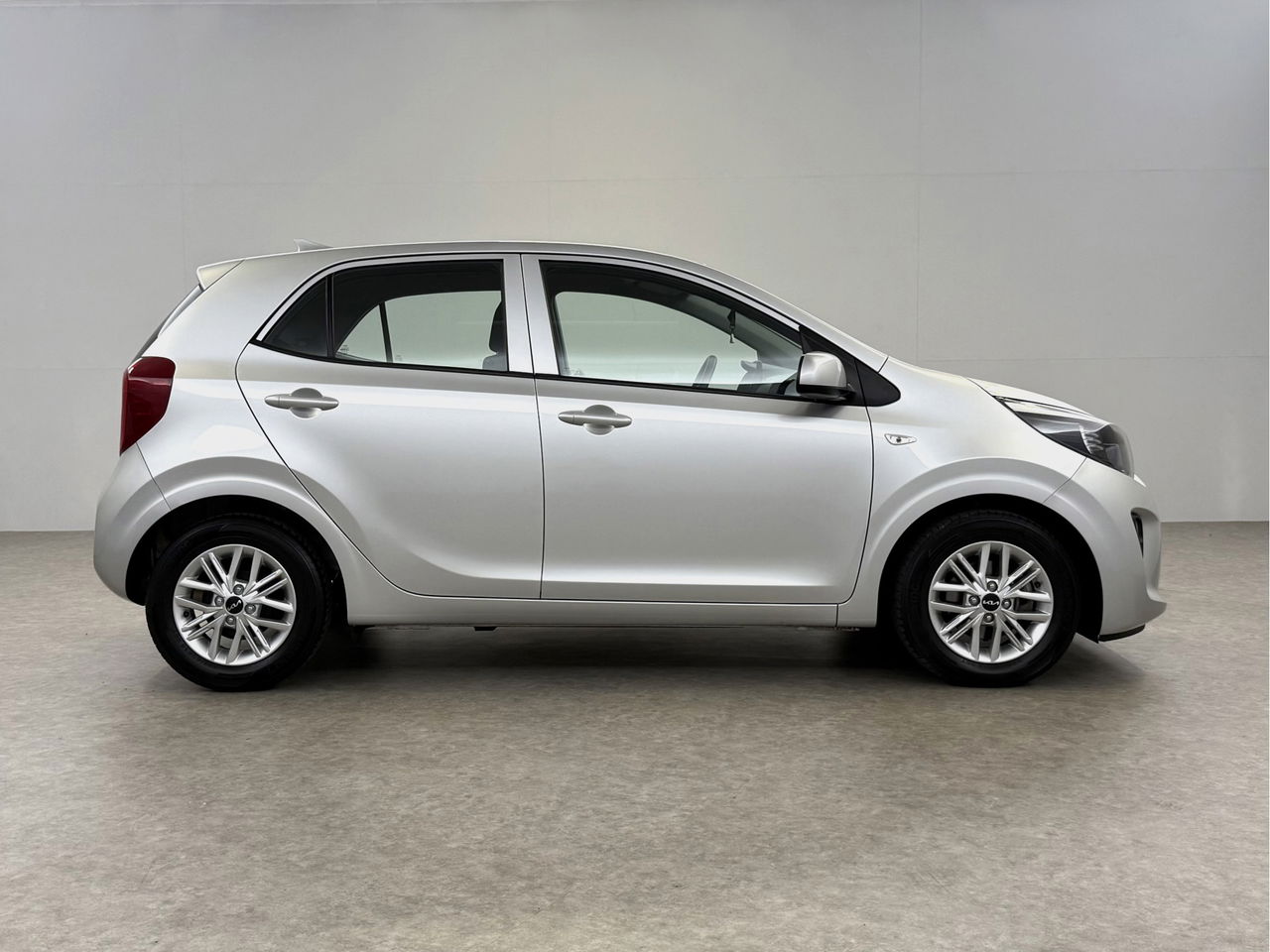 Kia Picanto 1.0 DPi DynamicLine | Camera | Cruise | Carplay | Airco | Orig. NL