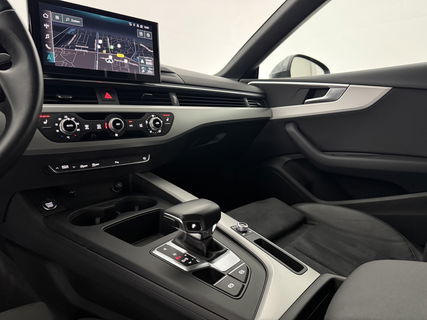 Audi A5 35 TFSI 150PK Black Edition S-Line | Virtual | Camera | Carplay | LED Stoelverw.
