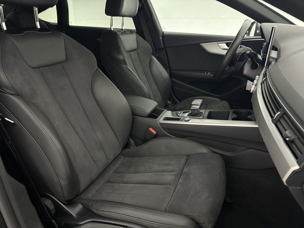 Audi A5 35 TFSI 150PK Black Edition S-Line | Virtual | Camera | Carplay | LED Stoelverw.