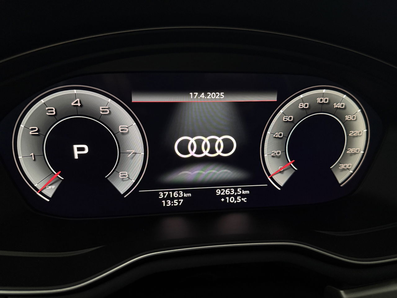 Audi A5 35 TFSI 150PK Black Edition S-Line | Virtual | Camera | Carplay | LED Stoelverw.