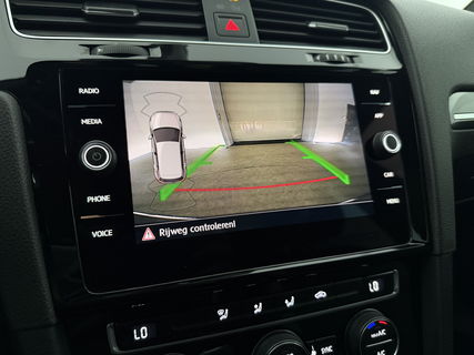 Volkswagen Golf 1.5 TSI 150PK R-line | Camera | Carplay | Adaptive Cruise | Virtual | LED | Parkeersens.