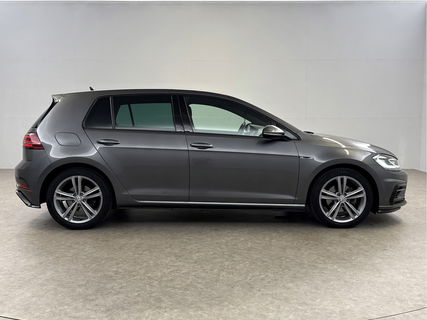 Volkswagen Golf 1.5 TSI 150PK R-line | Camera | Carplay | Adaptive Cruise | Virtual | LED | Parkeersens.