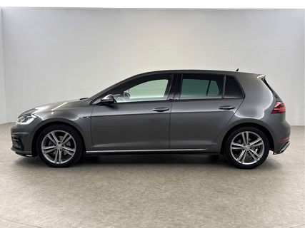 Volkswagen Golf 1.5 TSI 150PK R-line | Camera | Carplay | Adaptive Cruise | Virtual | LED | Parkeersens.