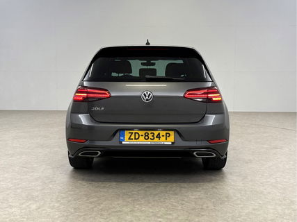 Volkswagen Golf 1.5 TSI 150PK R-line | Camera | Carplay | Adaptive Cruise | Virtual | LED | Parkeersens.