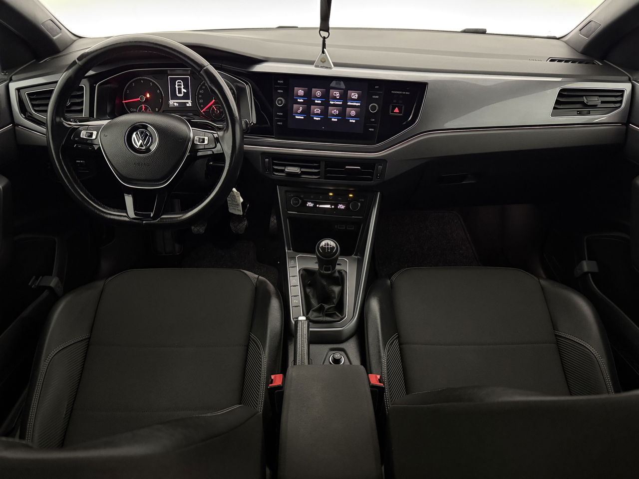 Volkswagen Polo 1.0 TSI R-line | Carplay | Navigatie | Adaptive Cruise | LED | Parkeersens. | NAP