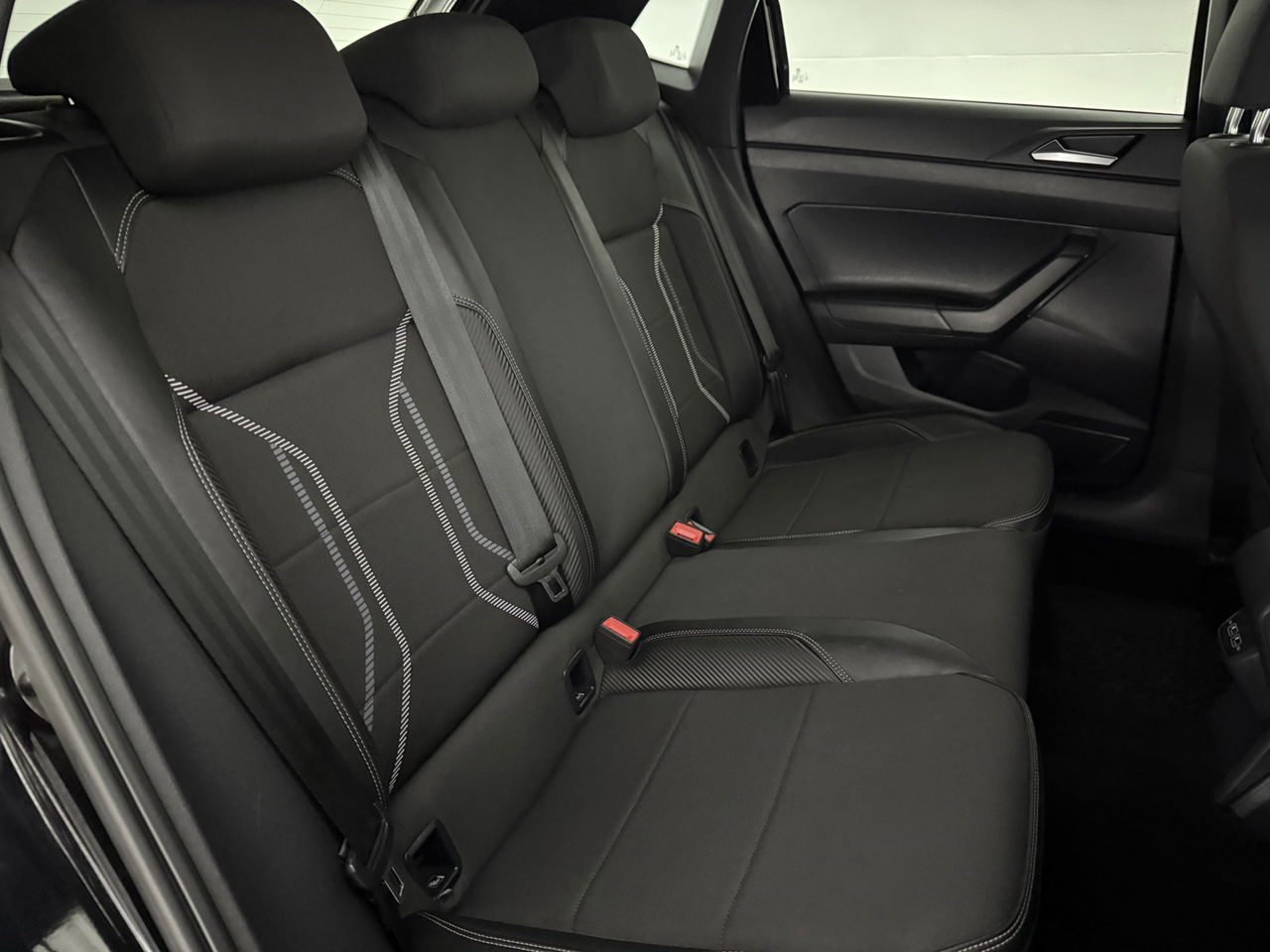 Volkswagen Polo 1.0 TSI R-line | Carplay | Navigatie | Adaptive Cruise | LED | Parkeersens. | NAP