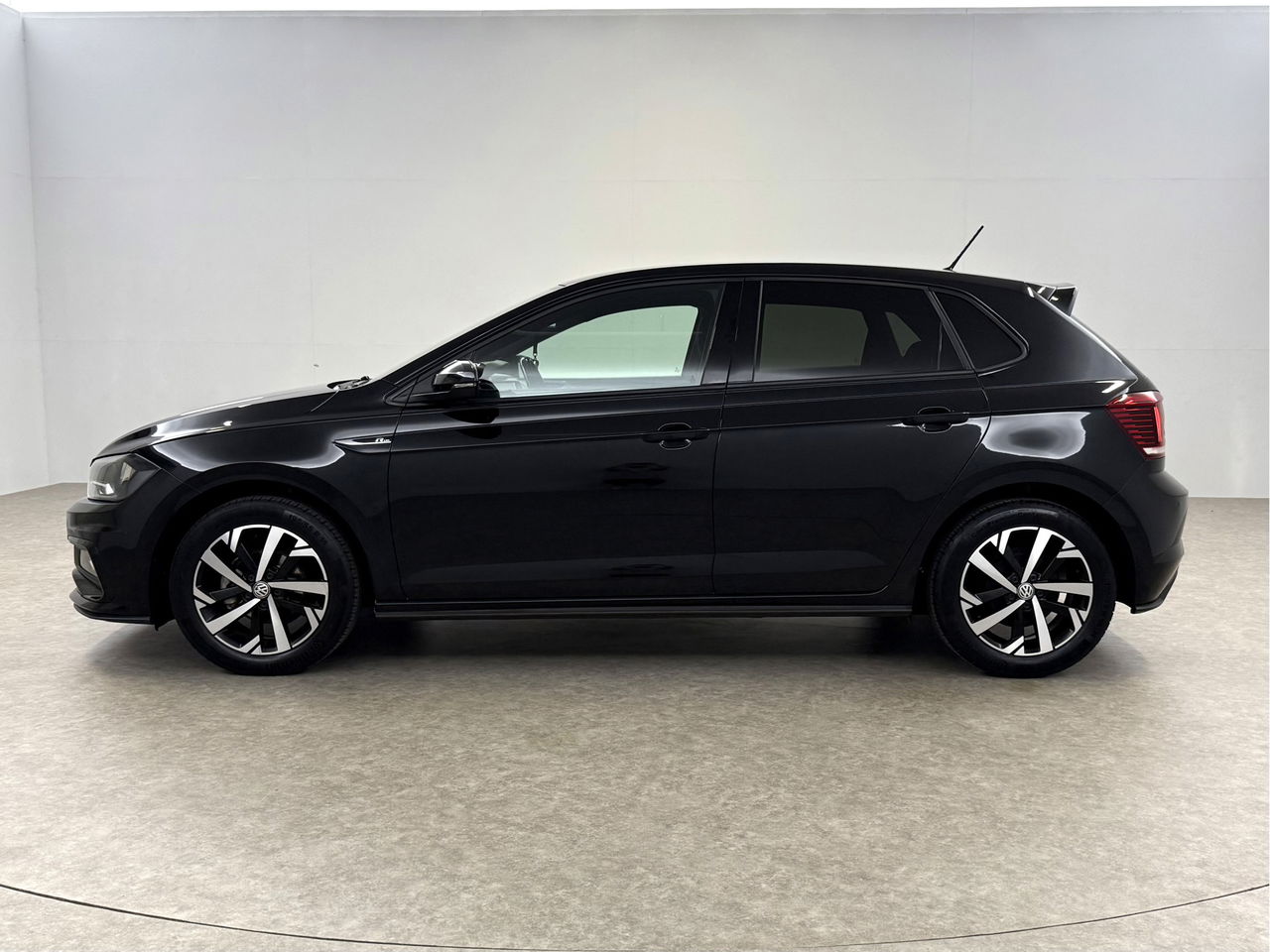 Volkswagen Polo 1.0 TSI R-line | Carplay | Navigatie | Adaptive Cruise | LED | Parkeersens. | NAP