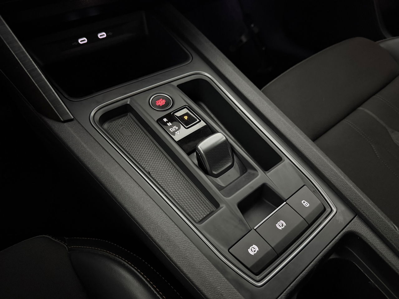 CUPRA Formentor 1.5 TSI | 150PK | LED | Sfeerverl. | Camera | Virtual | Carplay | 18"LMV