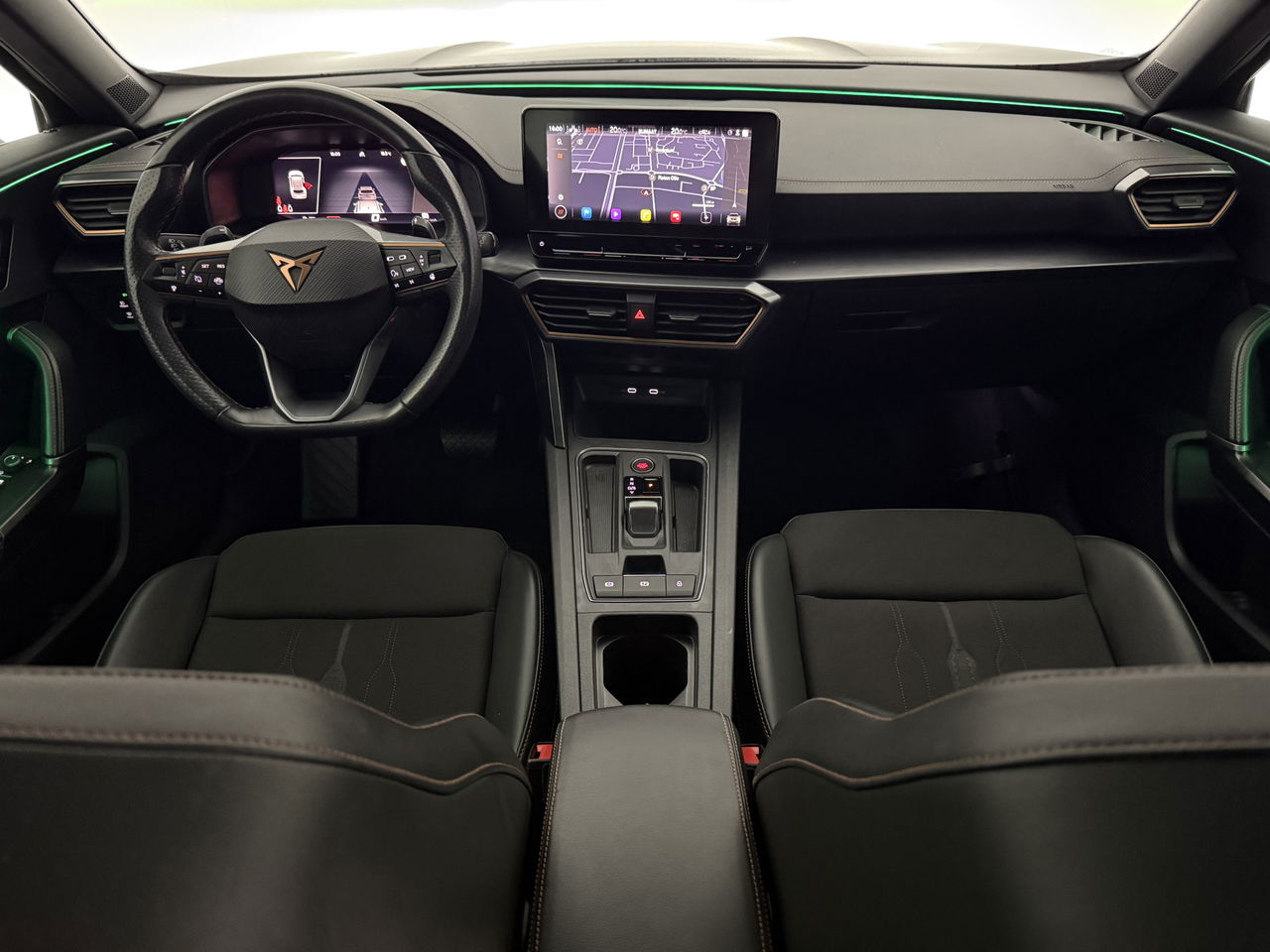 CUPRA Formentor 1.5 TSI | 150PK | LED | Sfeerverl. | Camera | Virtual | Carplay | 18"LMV