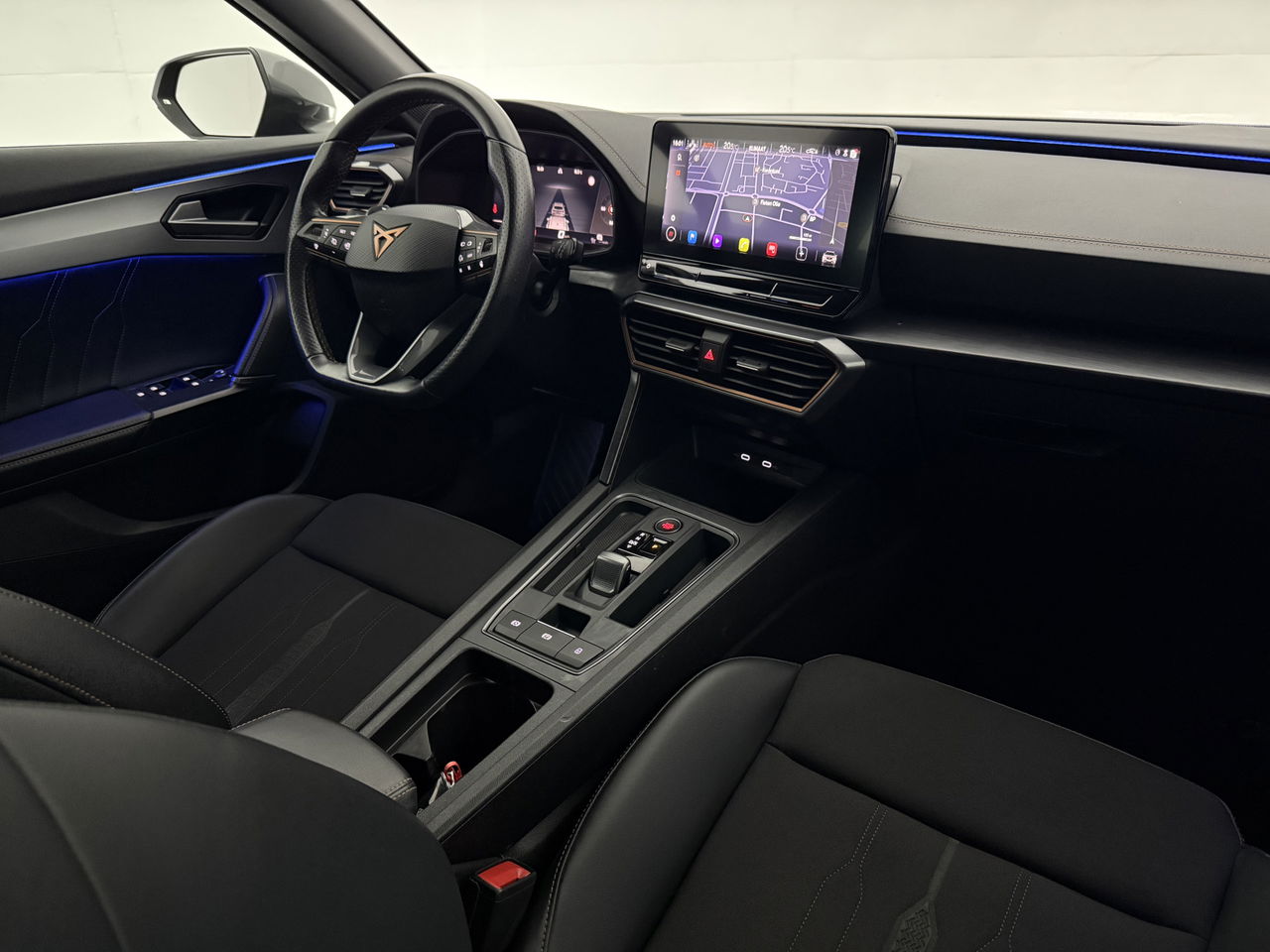 CUPRA Formentor 1.5 TSI | 150PK | LED | Sfeerverl. | Camera | Virtual | Carplay | 18"LMV