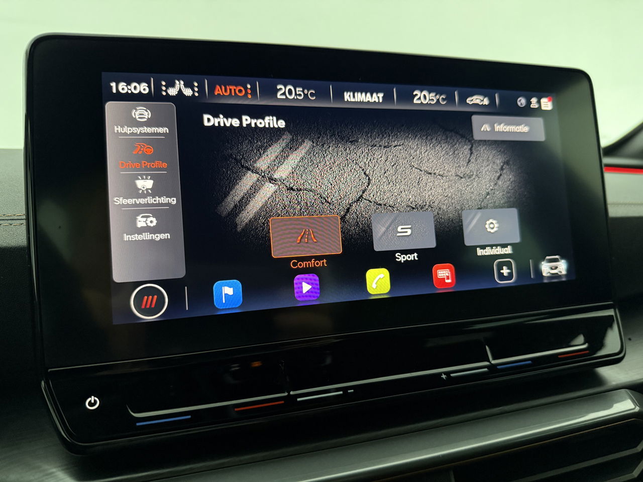 CUPRA Formentor 1.5 TSI | 150PK | LED | Sfeerverl. | Camera | Virtual | Carplay | 18"LMV