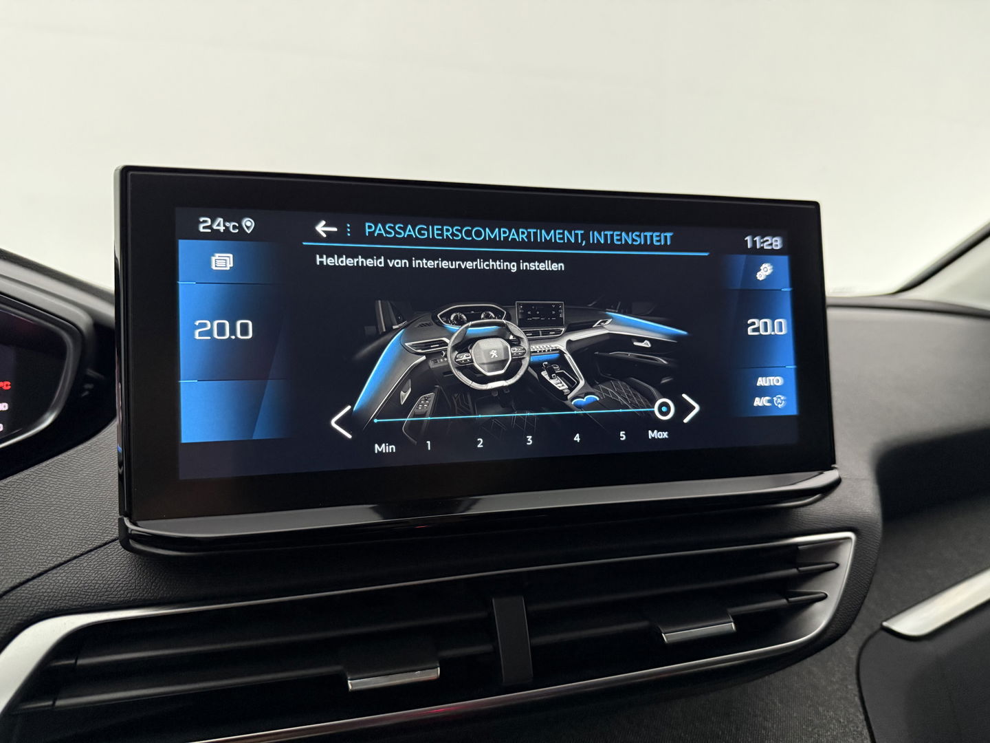 Peugeot 3008 1.2 PureTech | Sfeerverl. | 360° Camera  | Trekh. | LED | Virtual | Navi | Carplay | Cruise l Dodehoek l NAP