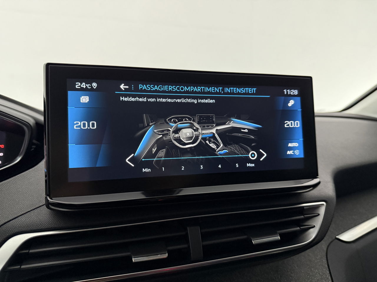 Peugeot 3008 1.2 PureTech | Sfeerverl. | 360° | Trekhaak | LED | Camera | Virtual Cockpit | Carplay | Cruisecontr.