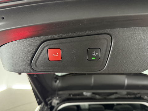 Peugeot 3008 1.2 PureTech | Sfeerverl. | 360° Camera  | Trekh. | LED | Virtual | Navi | Carplay | Cruise l Dodehoek l NAP