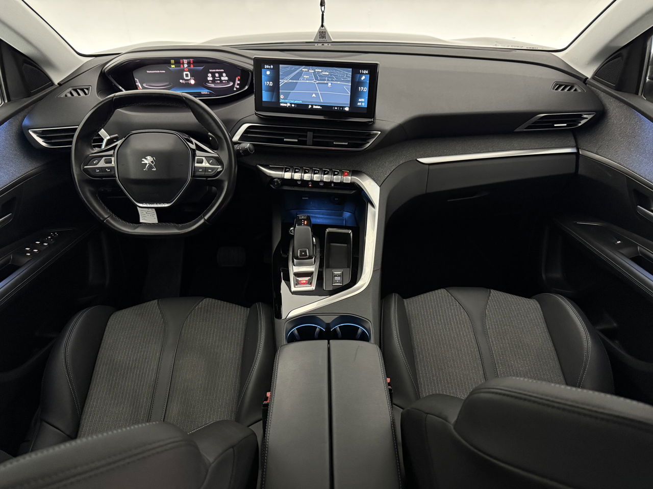 Peugeot 3008 1.2 PureTech | Sfeerverl. | 360° | Trekhaak | LED | Camera | Virtual Cockpit | Carplay | Cruisecontr.