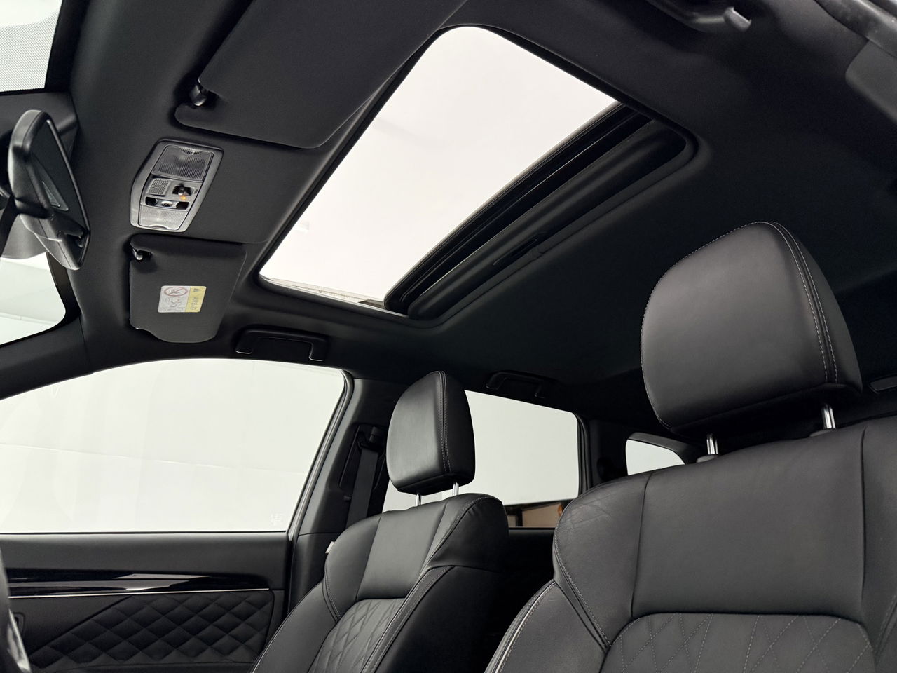 Mitsubishi Outlander 2.4 PHEV 210PK S-Edition | Panoramadak | Parelmoer | 360° | LED | Carplay | Cruisecontrol | Parkeersens.