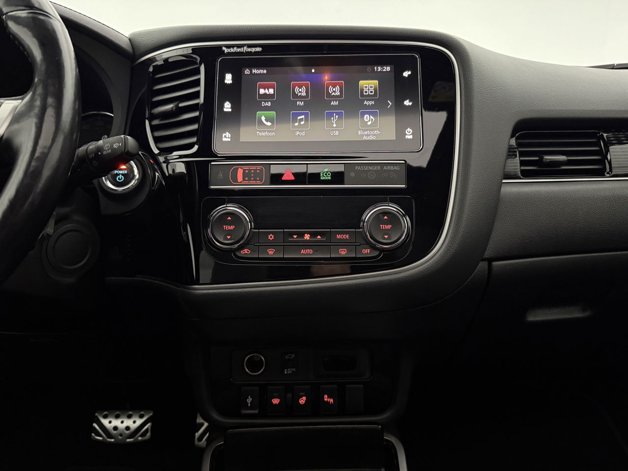 Mitsubishi Outlander 2.4 PHEV 210PK S-Edition | Panoramadak | Parelmoer | 360° | LED | Carplay | Cruisecontrol | Parkeersens.
