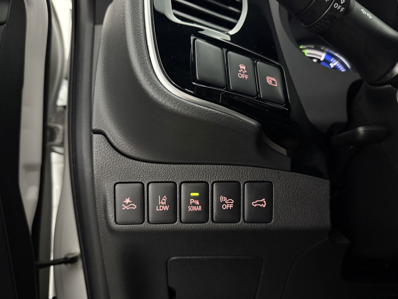 Mitsubishi Outlander 2.4 PHEV 210PK S-Edition | Panoramadak | Parelmoer | 360° | LED | Carplay | Cruisecontrol | Parkeersens.