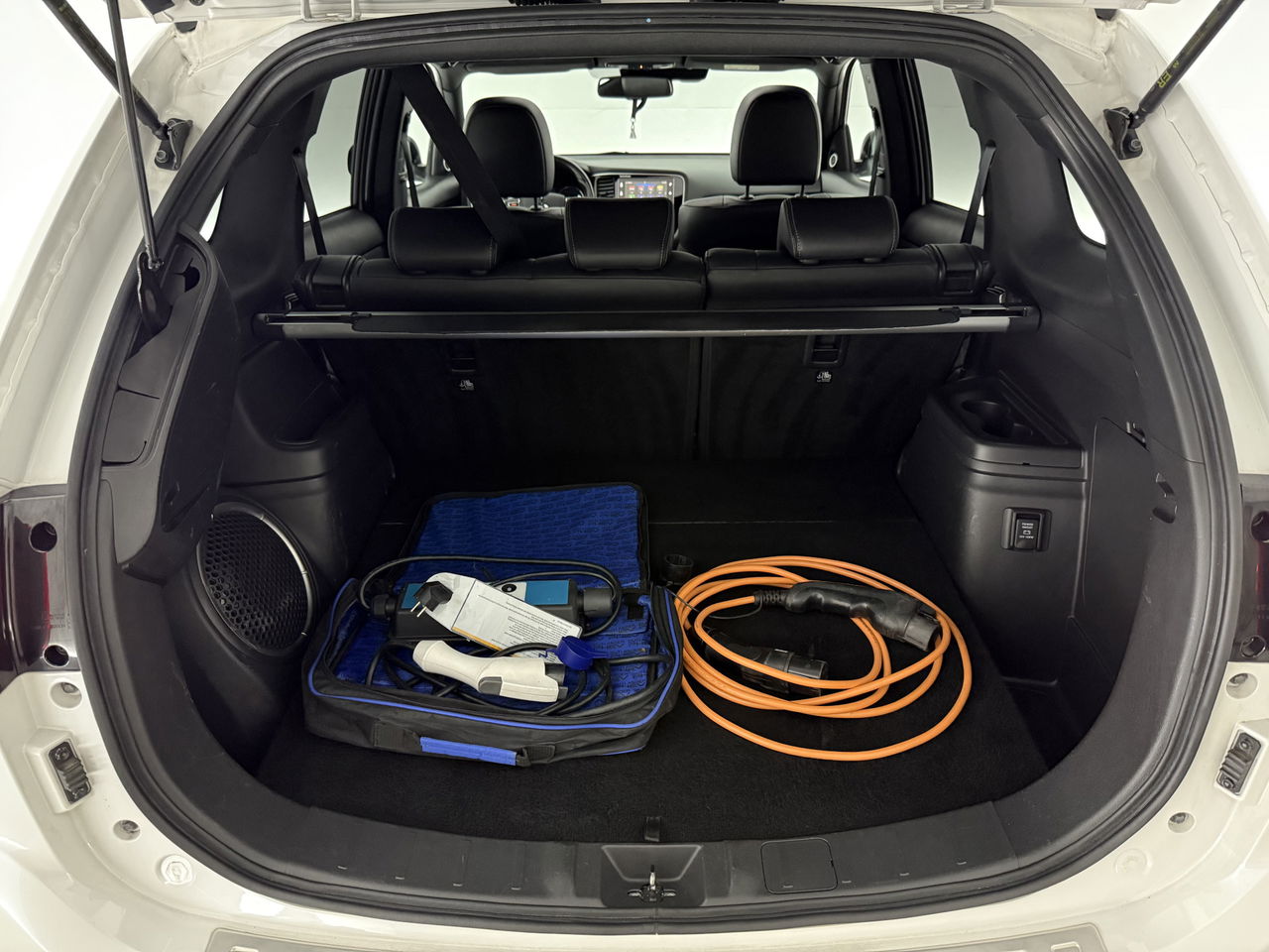 Mitsubishi Outlander 2.4 PHEV 210PK S-Edition | Panoramadak | Parelmoer | 360° | LED | Carplay | Cruisecontrol | Parkeersens.