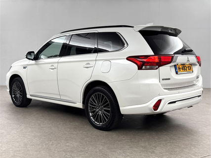 Mitsubishi Outlander 2.4 PHEV 210PK S-Edition | Panoramadak | Parelmoer | 360° | LED | Carplay | Cruisecontrol | Parkeersens.