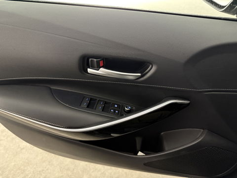 Toyota Corolla 1.8 Hybrid 148PK Business Plus | Camera | Cruise | LED | Virtual l | Navigatie | NAP