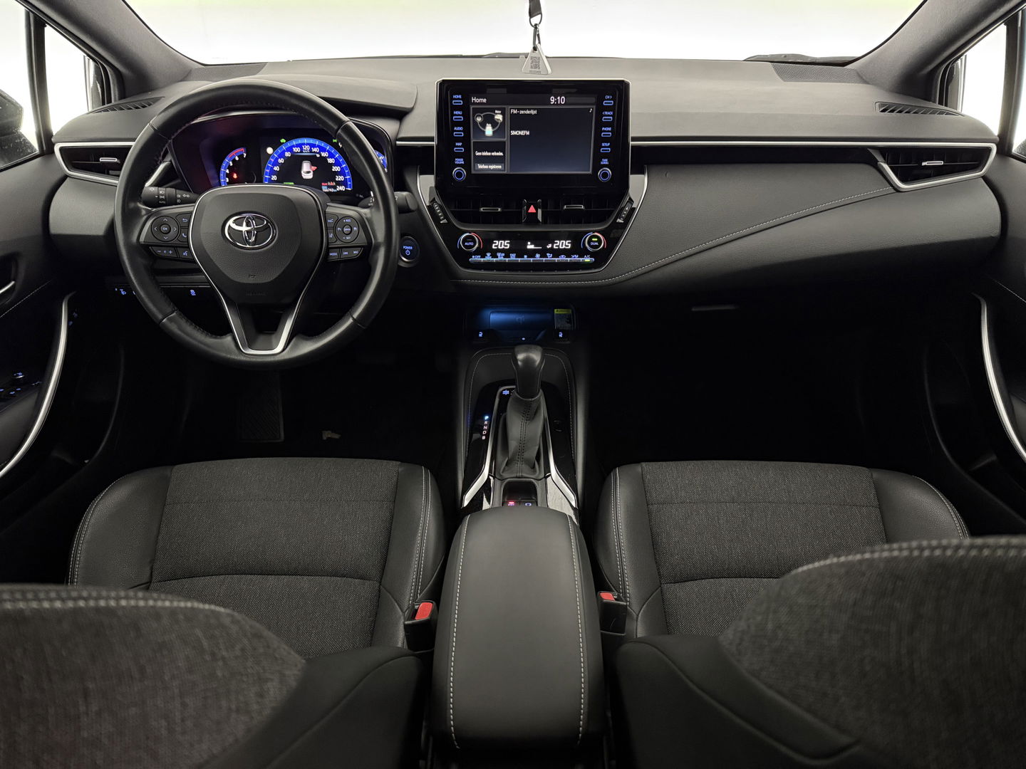 Toyota Corolla 1.8 Hybrid 148PK Business Plus | Camera | Cruise | LED | Virtual l | Navigatie | NAP