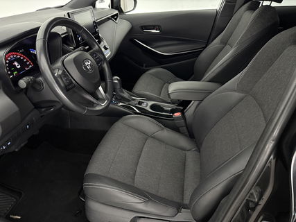 Toyota Corolla 1.8 Hybrid 148PK Business Plus | Camera | Cruisecontrol | LED | Virtual Cockpit | Navigatie | 17"LMV