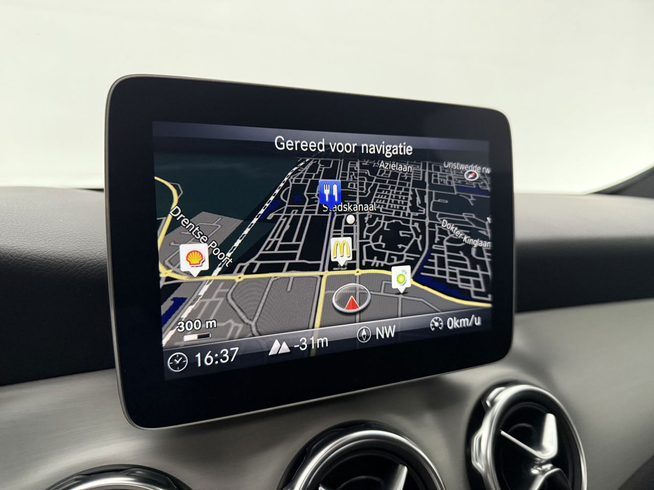 Mercedes-Benz GLA 180 AMG Limited | Panoramadak | Camera | LED | Trekhaak | Cruisecontrol | Navigatie | Parkeersens.