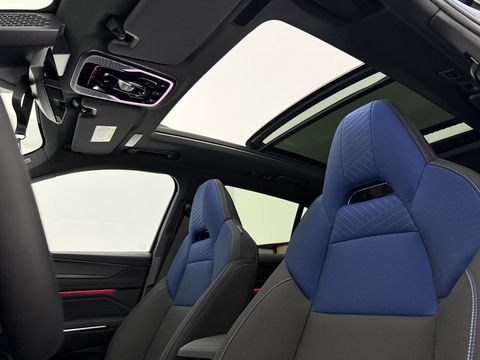 Lynk Co 01 1.5 | Pano | 360° Camera | Sfeerver. | Memory | Virtual | Stoelverw. | LED | Carplay l NAP