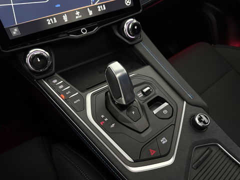Lynk Co 01 1.5 | Pano | 360° Camera | Sfeerver. | Memory | Virtual | Stoelverw. | LED | Carplay l NAP