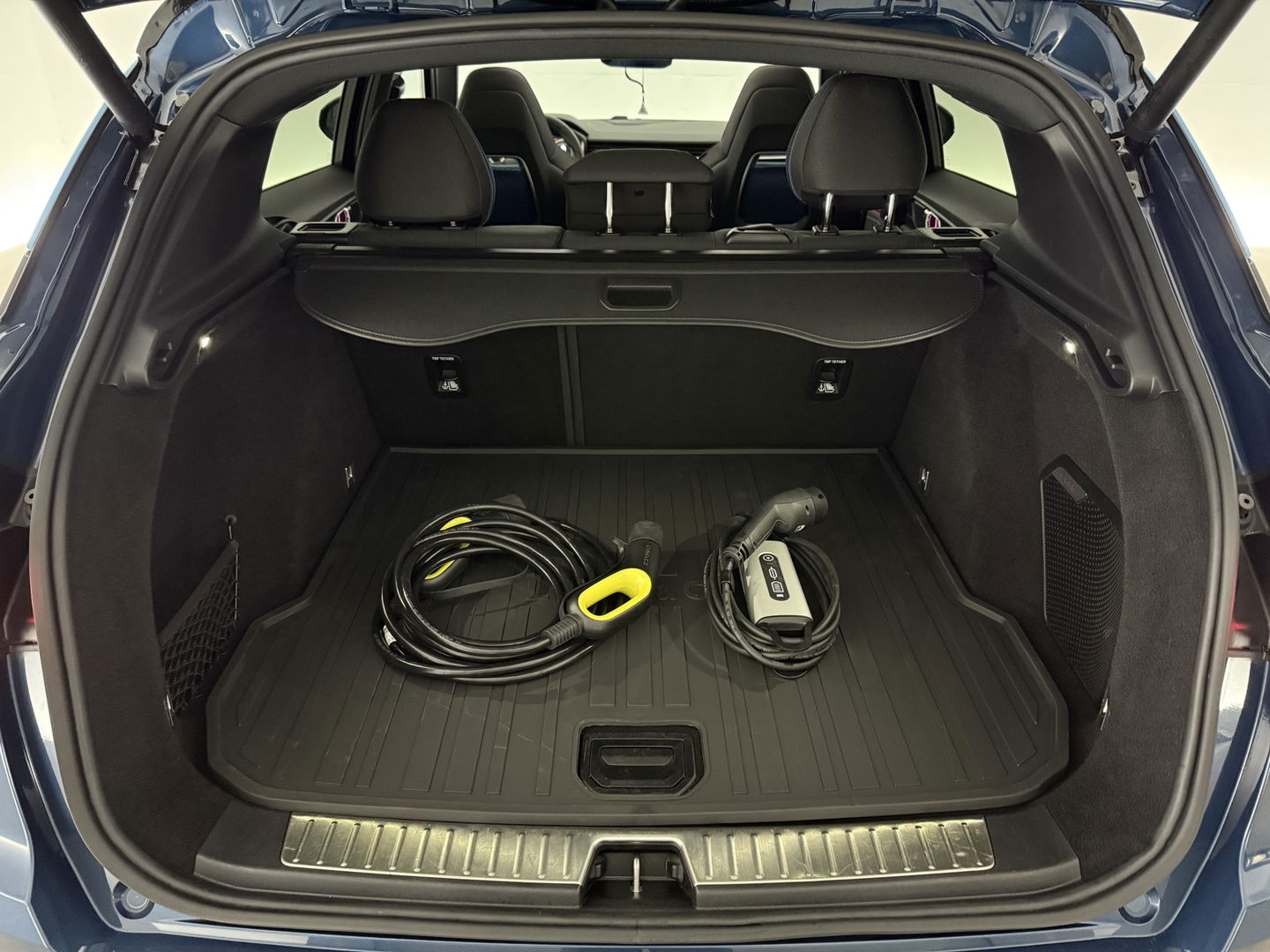 Lynk Co 01 1.5 | Pano | 360° Camera | Sfeerver. | Memory | Virtual | Stoelverw. | LED | Carplay l NAP