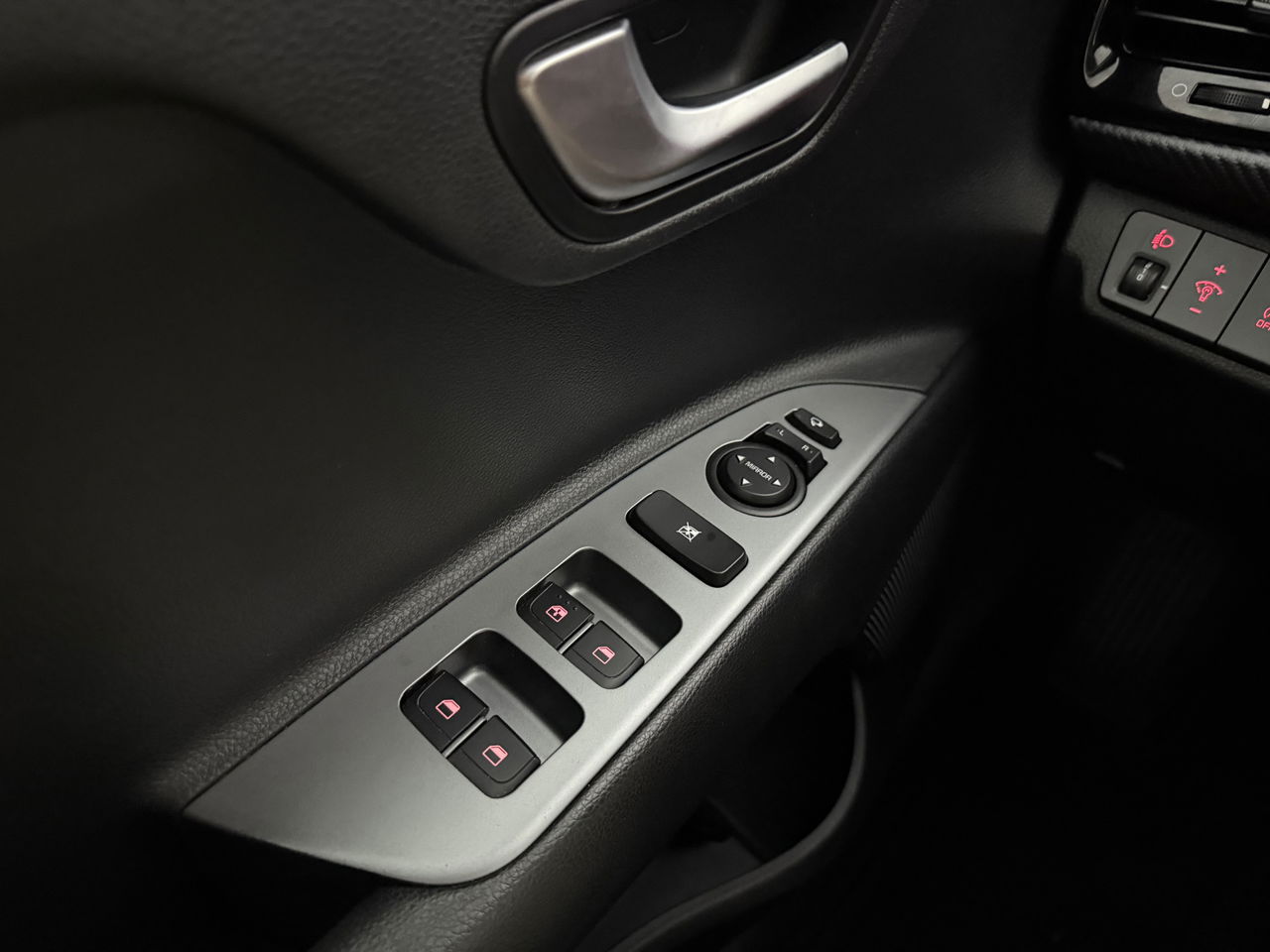 Kia Rio 1.0 T-GDi MHEV GT-Line | Camera | Carplay | LED | Cruise | Parkeersensoren | 17"LMV