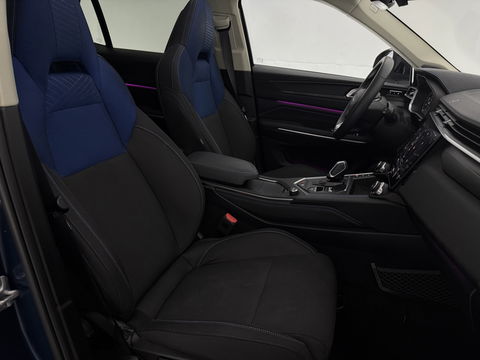 Lynk Co 01 1.5 | UNIEK Matte Grijs | 262PK l Pano l Sfeerverl. l 360° l  Memory l Virtual l Carplay l Adaptive