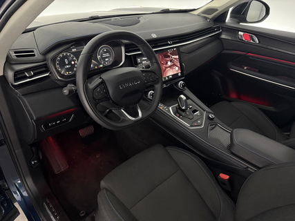 Lynk Co 01 1.5 | UNIEK Matte Grijs | 262PK Pano LED Sfeer 360Camera Memory ACC Virtual Carplay Clima Navi 20"LMV