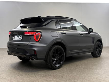 Lynk Co 01 1.5 | UNIEK Matte Grijs | 262PK Pano LED Sfeer 360Camera Memory ACC Virtual Carplay Clima Navi 20"LMV