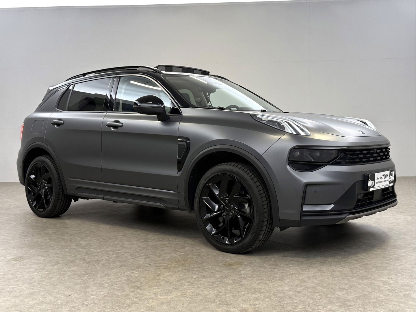 Lynk Co 01 1.5 | UNIEK Matte Grijs | 262PK l Pano l Sfeerverl. l 360° l  Memory l Virtual l Carplay l Adaptive