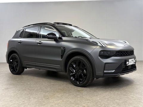 Lynk Co 01 1.5 | UNIEK Matte Grijs | 262PK l Pano l Sfeerverl. l 360° l  Memory l Virtual l Carplay l Adaptive