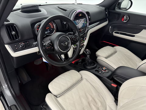 MINI Countryman 1.5 Cooper ALL4 Chili | 174PK | Pano | Sfeerverl. | HUD | Memory l Camera | Carplay | Adaptive Cruise | Leder