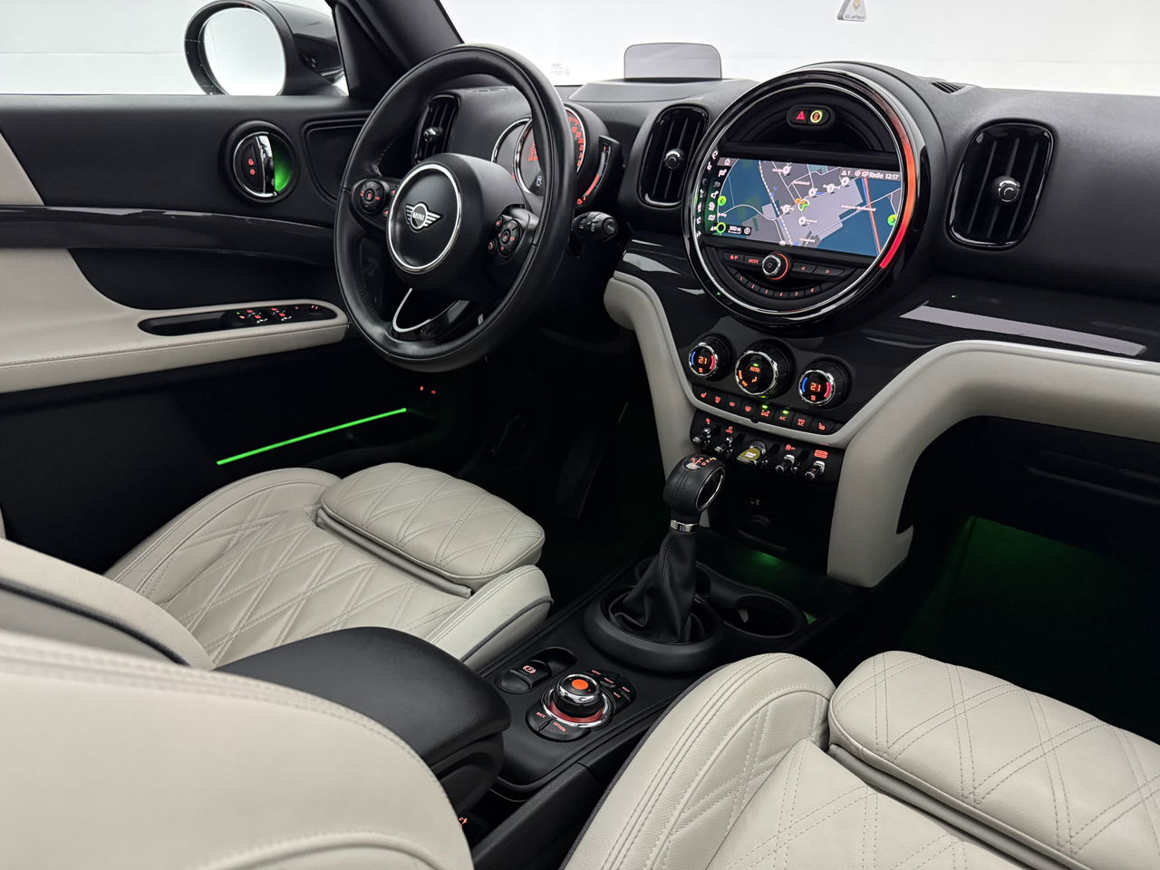 MINI Countryman 1.5 Cooper ALL4 Chili | 174PK | Pano | Sfeerverl. | HuD | Camera | Carplay | Adaptive Cruise | Leder