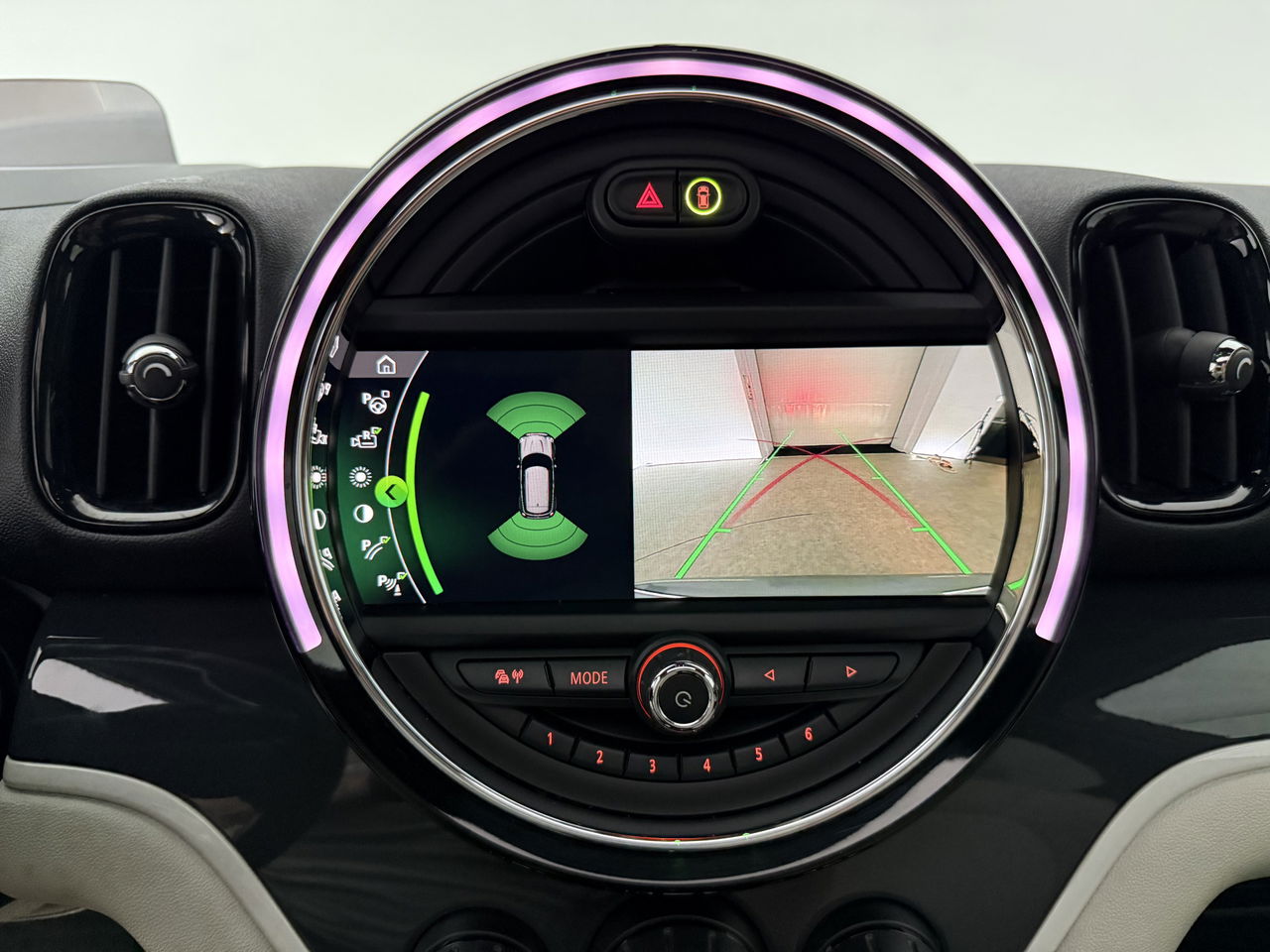 MINI Countryman 1.5 Cooper ALL4 Chili | 174PK | Pano | Sfeerverl. | HuD | Camera | Carplay | Adaptive Cruise | Leder