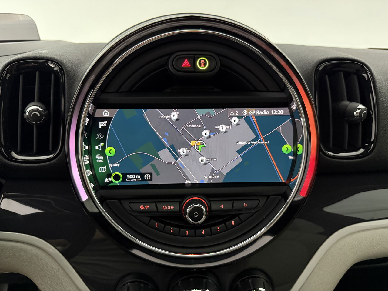 MINI Countryman 1.5 Cooper ALL4 Chili | 174PK | Pano | Sfeerverl. | HuD | Camera | Carplay | Adaptive Cruise | Leder