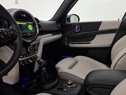 MINI Countryman 1.5 Cooper ALL4 Chili | 174PK | Pano | Sfeerverl. | HuD | Camera | Carplay | Adaptive Cruise | Leder